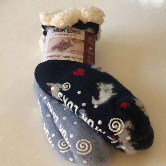 Muk Luks Intimates & Sleepwear Mukluks Slipper Socks Womens Small 2 Pack Poshmark